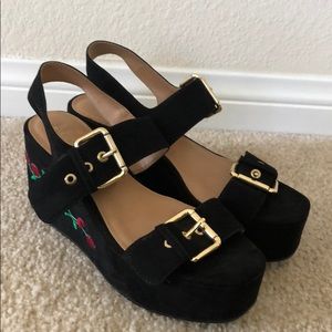 Aldo black suede wedges with red embroidery